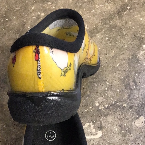 Sloggers garden shoes, chicken print, yellow, 7 - Picture 13 of 13
